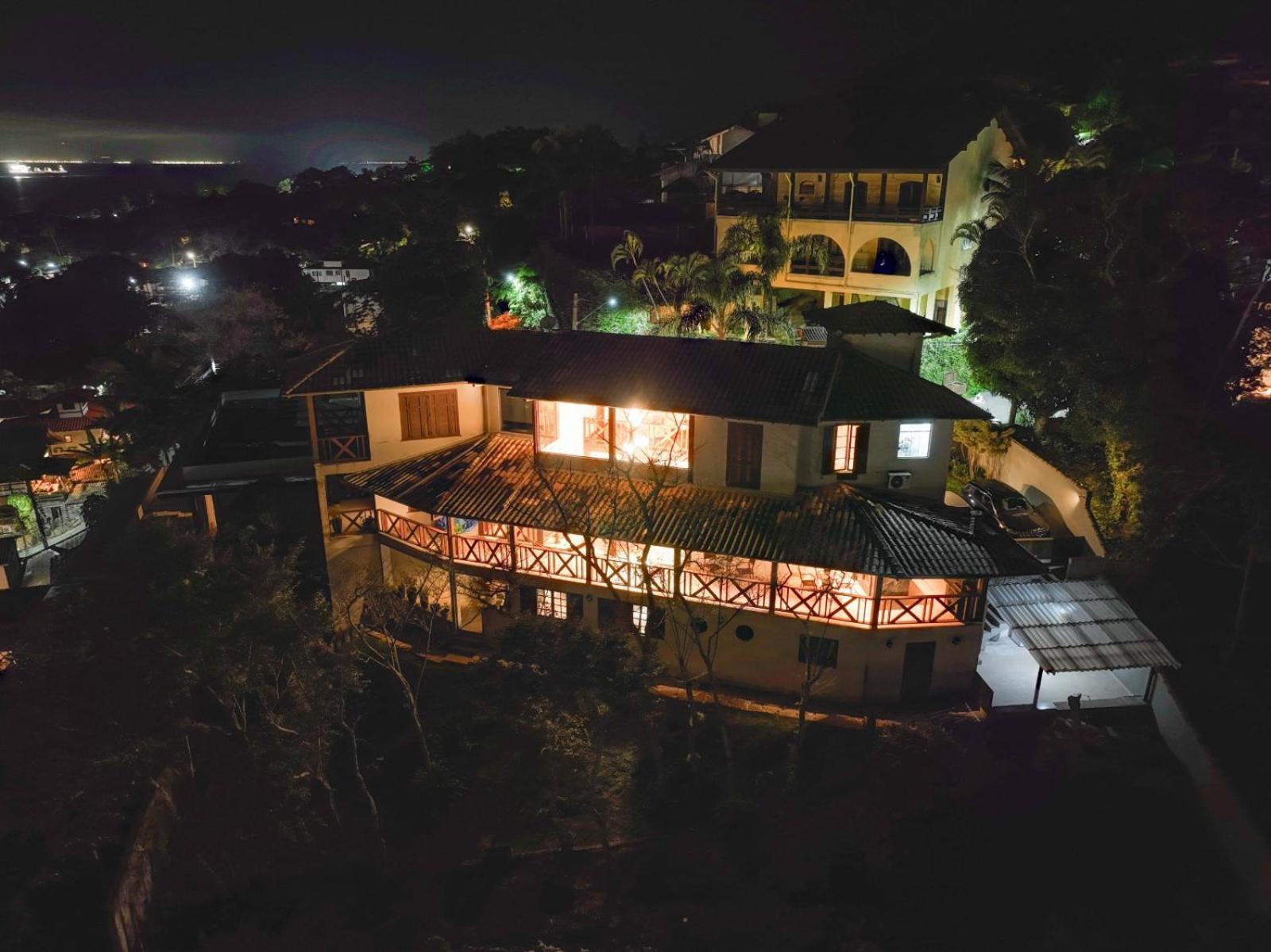 A Casa Bella - Guesthouse Ilhabela Exterior foto